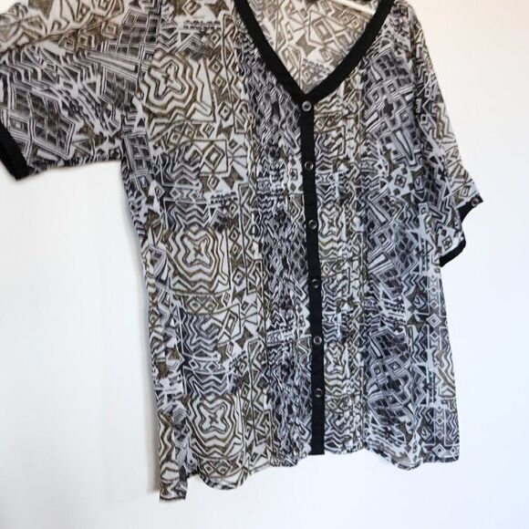 Reitmans PLUS sheer top blouse - Picture 11 of 11